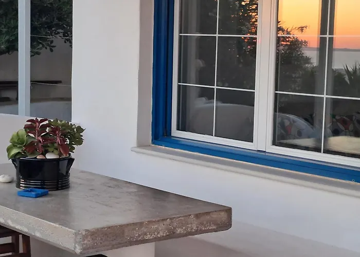 Naxian Sofias Garden Apartment *